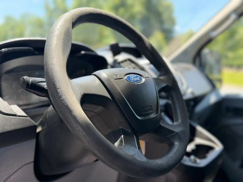 Used 2019 Ford Transit 150 148 Medium Roof RWD image 10