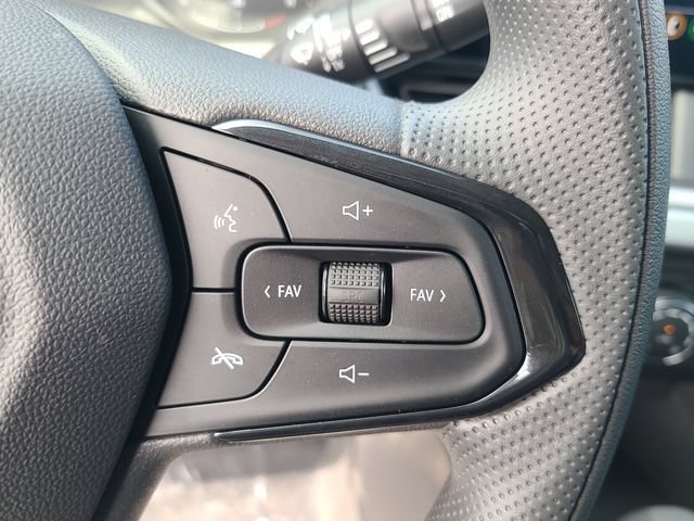 New 2026 Chevrolet Trax LS FWD image 25