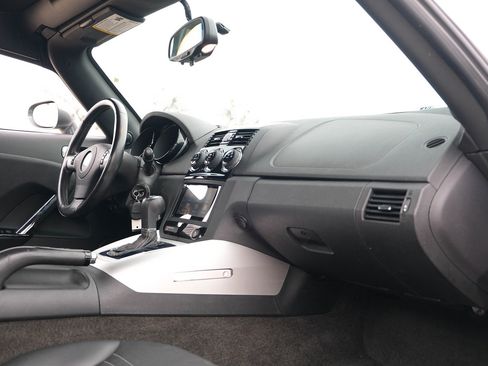 Used 2007 Saturn Sky Red Line image 19