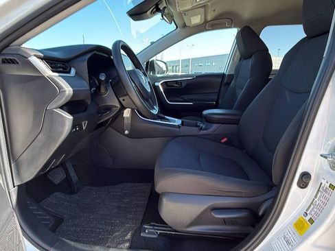 Used 2024 Toyota RAV4 LE image 10