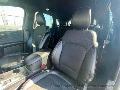 Used 2024 Ford Escape ST-Line image 13