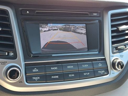 Used 2017 Hyundai Tucson SE w/ SE Popular Package 02 AWD/4WD image 18