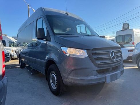 Used 2019 Mercedes-Benz Sprinter 170 image 1