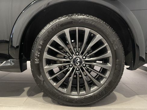 Used 2023 INFINITI QX80 Sensory w/ Cargo Package AWD/4WD image 8