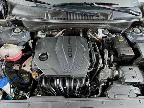 Used 2024 Kia Sportage LX image 31