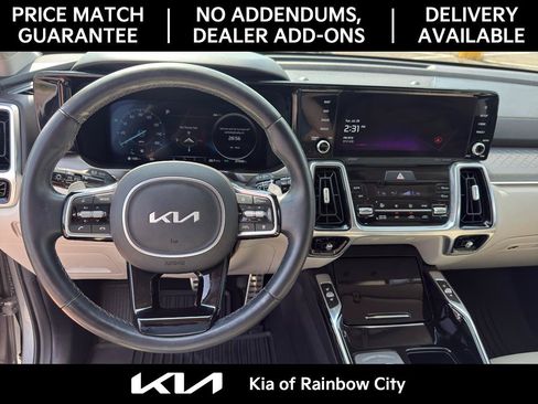 Used 2023 Kia Sorento SX Prestige w/ Panoramic Sunroof Package AWD/4WD image 10