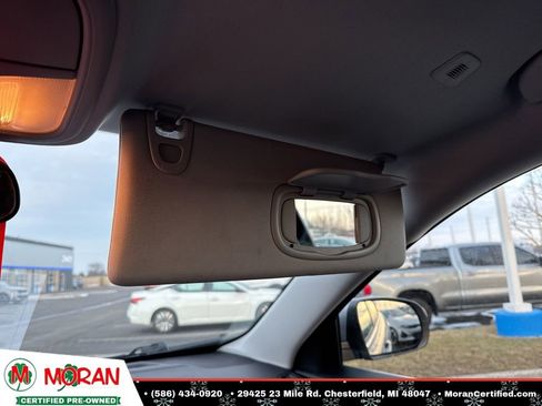 Used 2019 Jeep Cherokee Latitude w/ Popular Appearance Group image 20