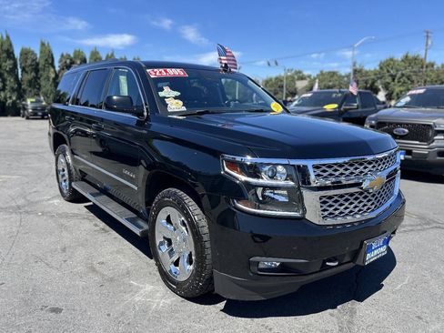 Used 2018 Chevrolet Tahoe LT w/ LT Signature Package AWD/4WD image 1