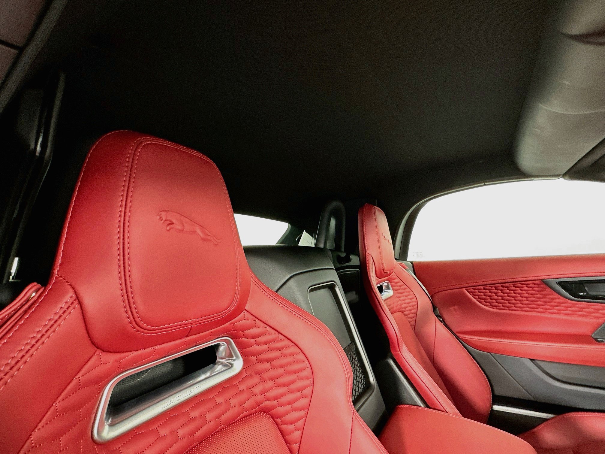 Certified 2024 Jaguar F-TYPE R AWD/4WD image 21