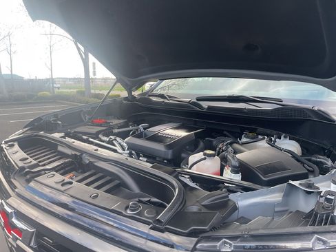 Used 2024 Chevrolet Silverado 1500 ZR2 w/ Technology Package image 15