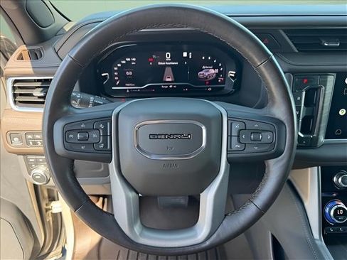 Used 2022 GMC Yukon Denali AWD/4WD image 21