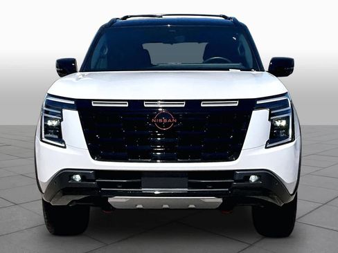 Certified 2025 Nissan Armada PRO-4X AWD/4WD image 4