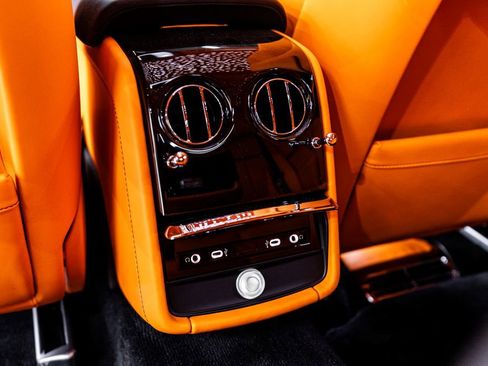 Used 2026 Rolls-Royce Phantom Sedan image 84