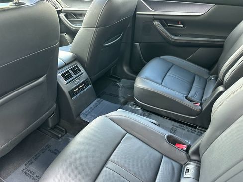 Certified 2025 MAZDA CX-90 3.3 Turbo w/ Preferred Package AWD/4WD image 15