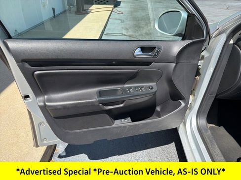 Used 2014 Volkswagen Jetta SE image 31