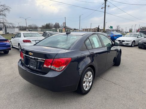 Used 2016 Chevrolet Cruze LS image 7