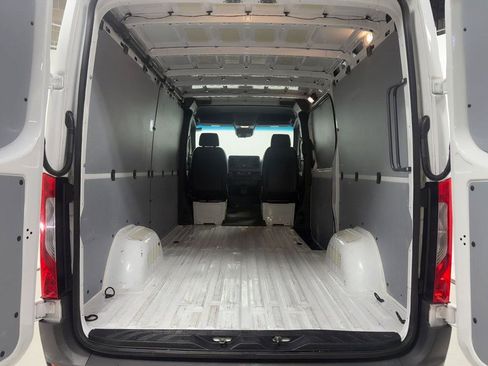 Used 2023 Mercedes-Benz Sprinter 1500 image 27