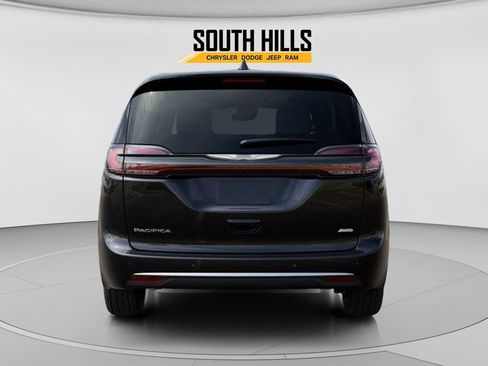 New 2026 Chrysler Pacifica Select image 7