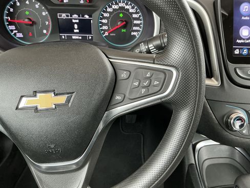 Used 2023 Chevrolet Malibu LT image 13