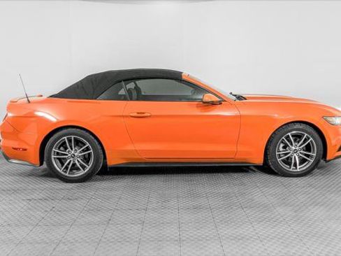 Used 2016 Ford Mustang Premium RWD image 39
