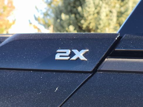 New 2026 GMC Hummer EV SUV w/ LPO, Dark Essentials Package image 12