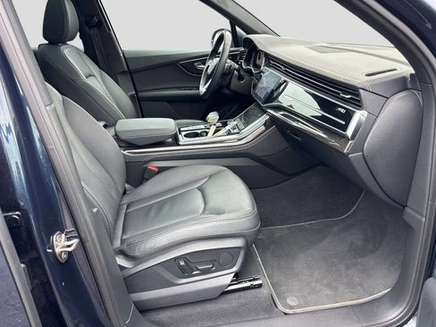 Used 2025 Audi Q7 3.0T Premium Plus AWD/4WD image 19