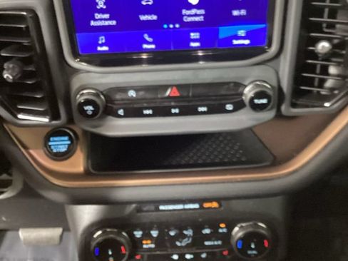 Certified 2023 Ford Bronco Sport Outer Banks w/ Tech Package AWD/4WD image 22