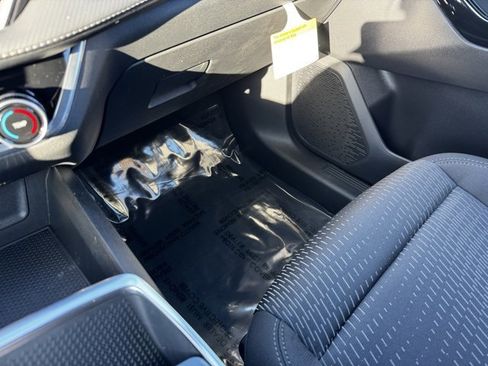 New 2026 Chevrolet Equinox LT image 20