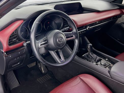 Used 2020 MAZDA MAZDA3 Hatchback w/ Premium Package image 7