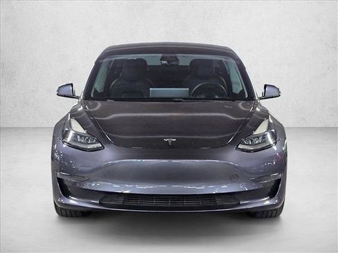 Used 2021 Tesla Model 3 Standard Range Plus RWD image 2