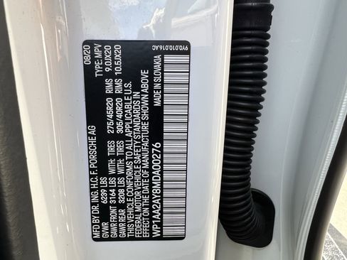 Used 2021 Porsche Cayenne image 37