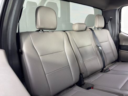 Used 2022 Ford F250 XL w/ STX Appearance Package image 31