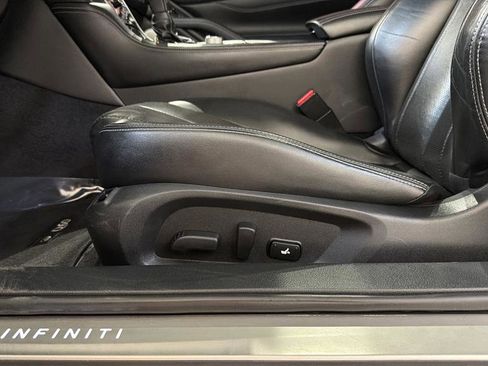 Used 2017 INFINITI Q60 Red Sport 400 image 20