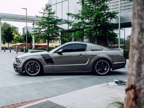 Used 2005 Ford Mustang GT RWD image 9