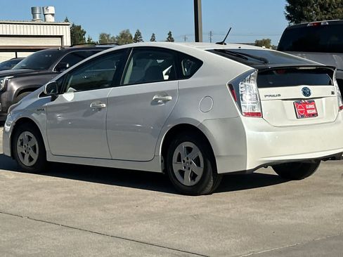 Used 2010 Toyota Prius Two FWD image 7
