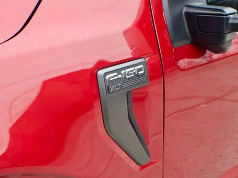 Used 2022 Ford F150 XLT w/ Equipment Group 302A High AWD/4WD image 12