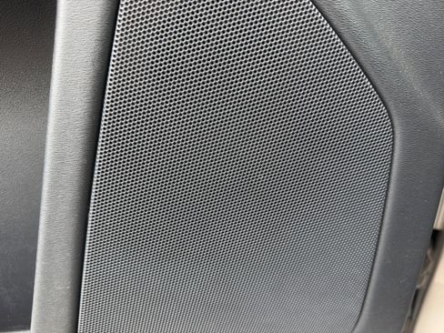 Used 2016 Volvo XC60 T5 Premier w/ Proximity Package image 26