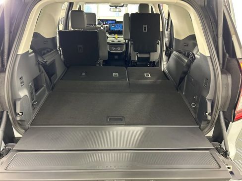 New 2026 Ford Expedition Active image 35