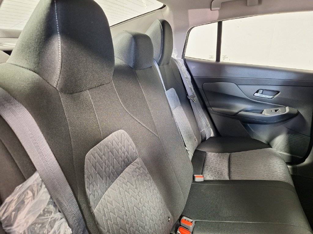 Used 2027 Nissan Sentra SV w/ Floor Mat Package FWD image 27