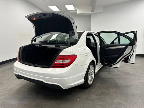 Used 2013 Mercedes-Benz C 250 Sport image 23
