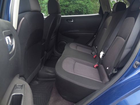 Used 2008 Nissan Rogue SL w/ Moonroof Pkg AWD/4WD image 14