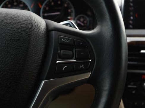 Used 2018 BMW X5 xDrive40e image 15