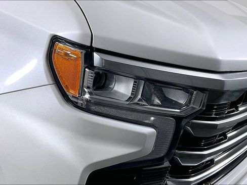 Certified 2024 Chevrolet Silverado 1500 High Country w/ Technology Package AWD/4WD image 25