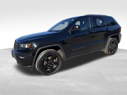 Used 2018 Jeep Grand Cherokee Laredo image 7