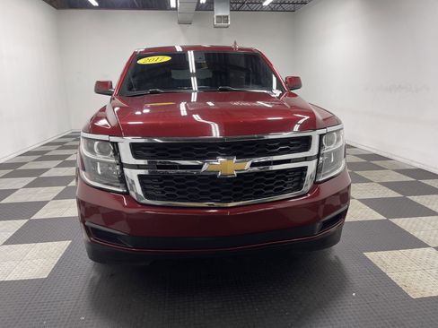 Used 2017 Chevrolet Suburban LT image 7