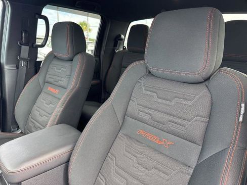 Certified 2023 Nissan Frontier Pro-X w/ Pro Convenience Package image 11