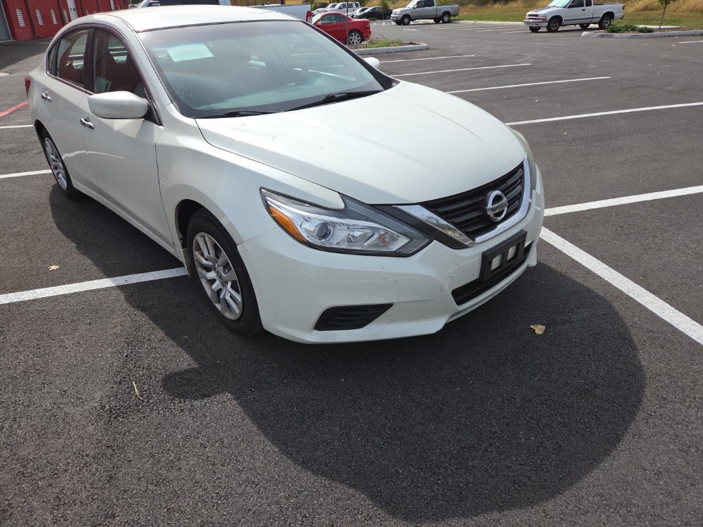 Used 2017 Nissan Altima 2.5 S w/ Power Driver Seat Package FWD image 1