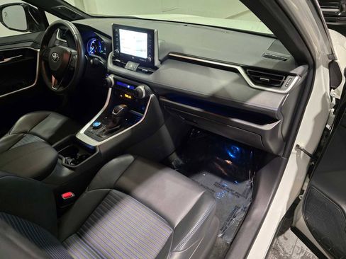 Used 2019 Toyota RAV4 XSE image 14