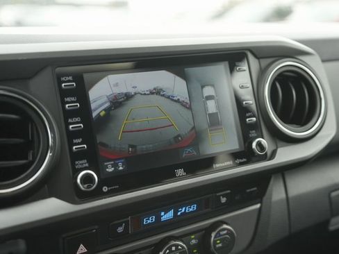 Used 2021 Toyota Tacoma TRD Off-Road image 27