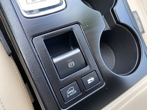 Used 2016 Subaru Outback 3.6R Limited image 19